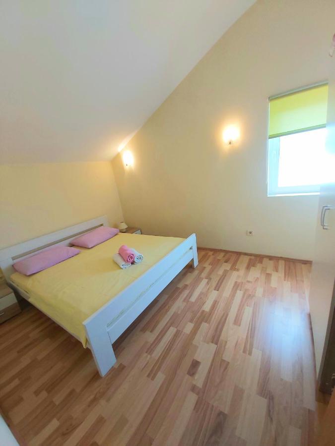 La Meri Apartment Čunski Екстериор снимка